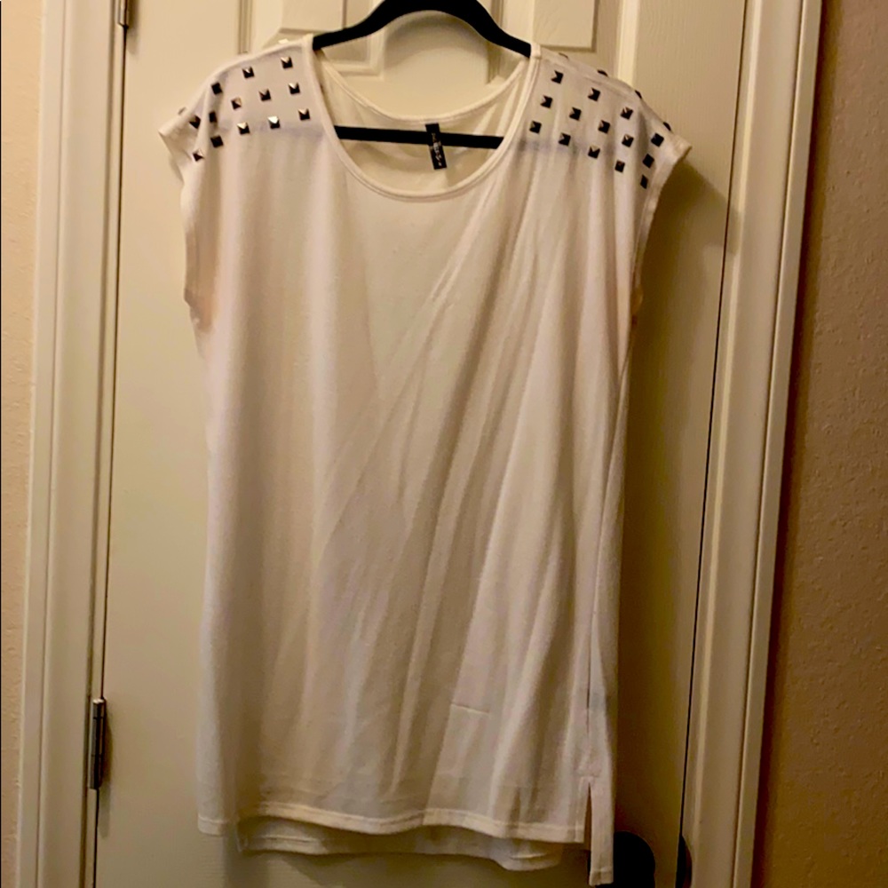 Women’s studded shoulder blouse